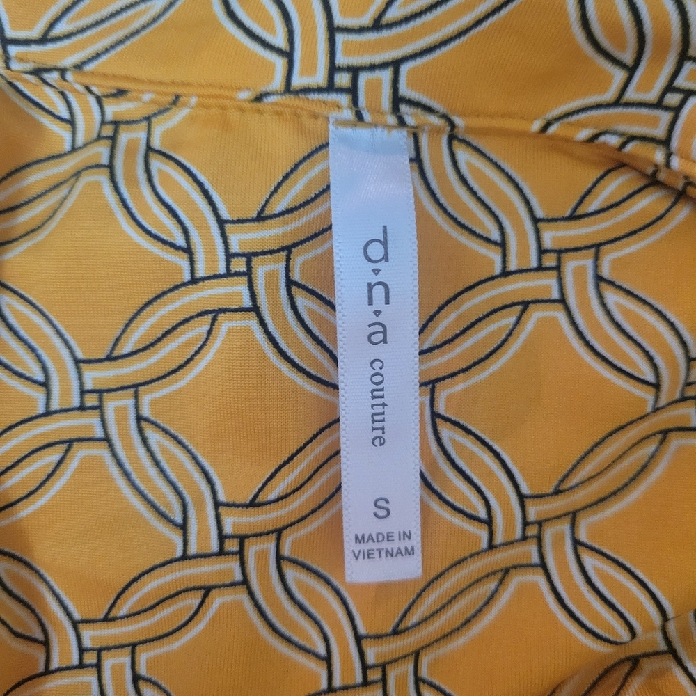 DNA Couture Yellow Geometric Button Down Shirt - Picture 3 of 4